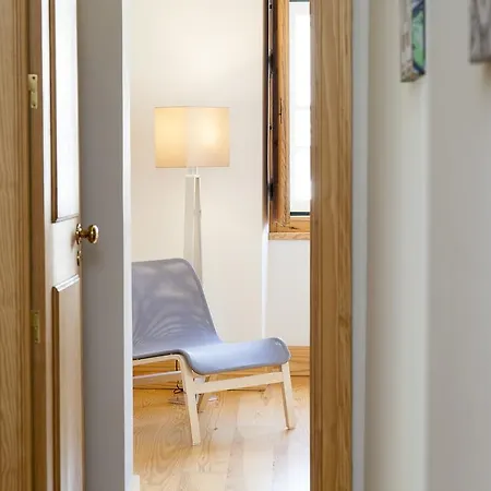 Apartment Altido Elegant 3br Apt, 10 Mins To Santa Justa Lift Lisbon