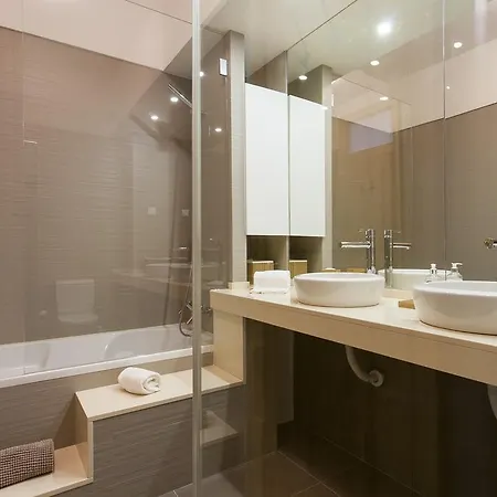 Apartment Altido Elegant 3br Apt, 10 Mins To Santa Justa Lift