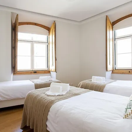 Apartment Altido Elegant 3br Apt, 10 Mins To Santa Justa Lift Lisbon