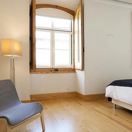 Altido Elegant 3br Apt, 10 Mins To Santa Justa Lift * Lisbon